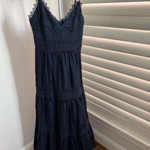Chic Navy Lace Maxi Dress